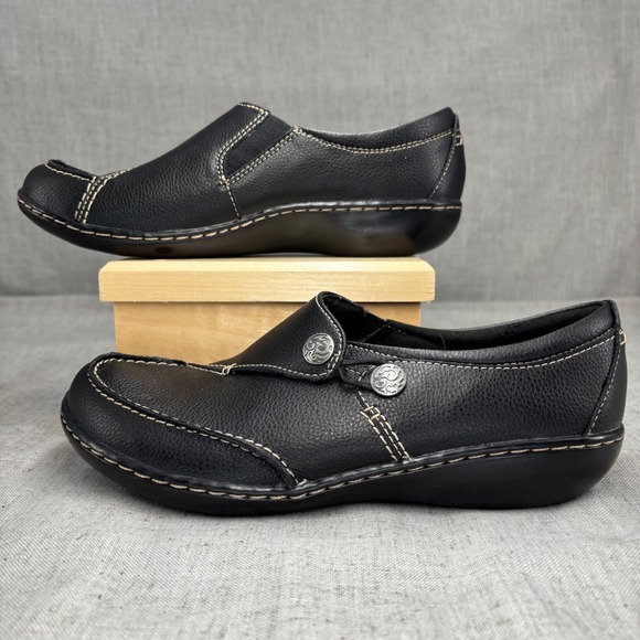 Clarks Collection‎ Ashland Black Leather Slip On Loafer Shoes Womens 8 Wide - Picture 3 of 11
